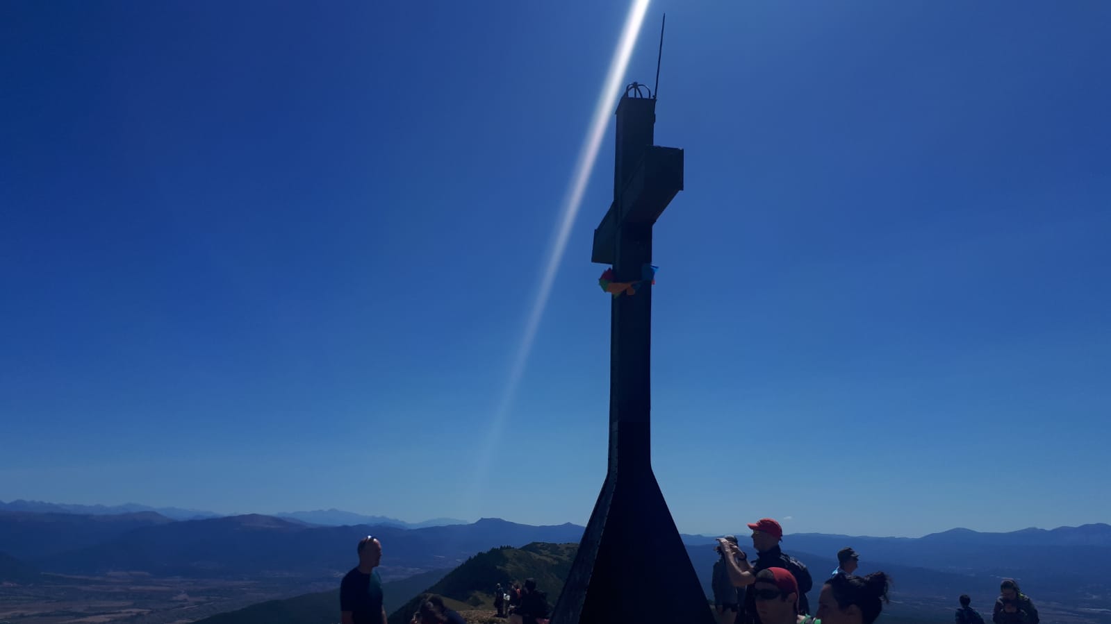 Peña Oroel.- Jaca y su referente en el horizonte