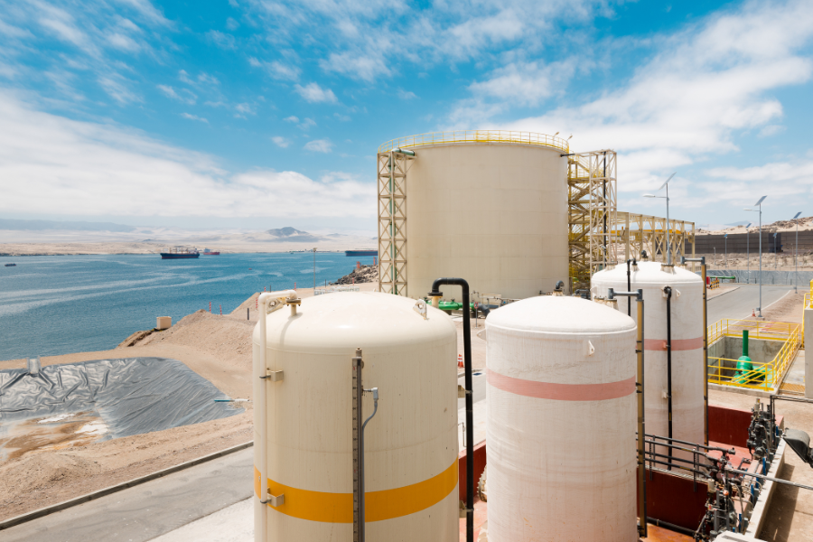 El trasvase inverso. Agua desalada en ayuda del interior de España
